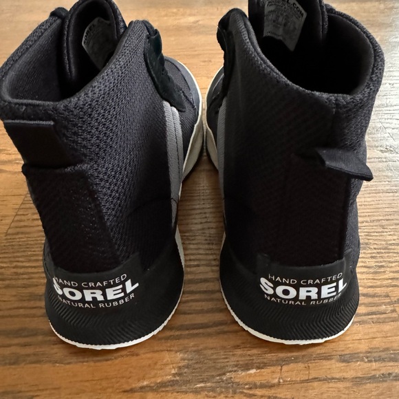 Sorel Out N About III waterproof Mid Sneaker Boots Women’s size 12 - Picture 9 of 16
